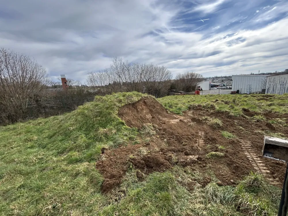 mise-en-forme-terrain-terrassement-girard-btp.jpg